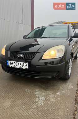 Седан Kia Rio 2006 в Болграді