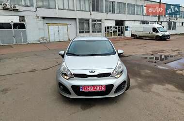 Хетчбек Kia Rio 2012 в Чернігові