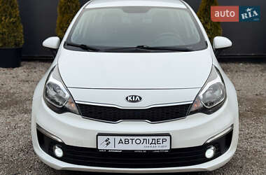 Седан Kia Rio 2016 в Одесі