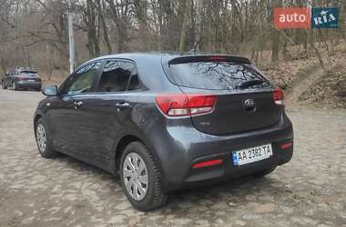 Хэтчбек Kia Rio 2017 в Киеве