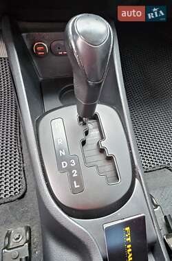 Хэтчбек Kia Rio 2012 в 