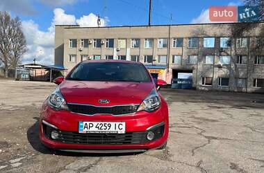 Седан Kia Rio 2016 в Запоріжжі