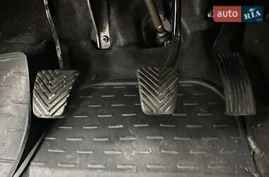 Седан Kia Rio 2013 в Полтаві