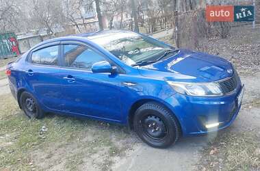 Седан Kia Rio 2011 в Києві