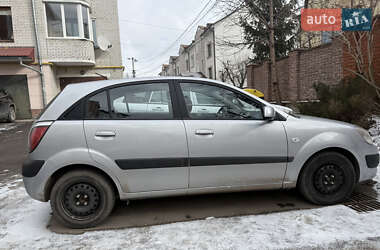 Хетчбек Kia Rio 2008 в Тернополі