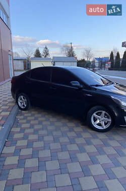 Седан Kia Rio 2012 в Гайсине