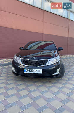 Седан Kia Rio 2012 в Гайсине