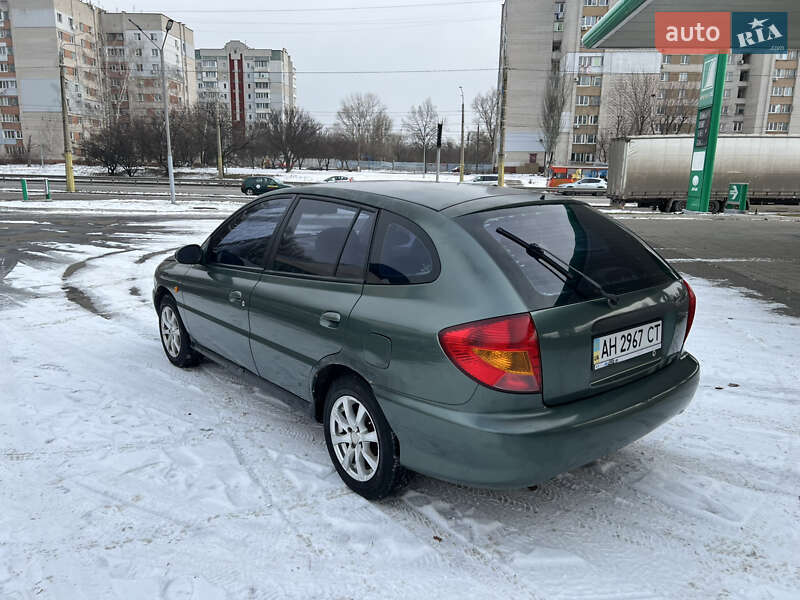 Универсал Kia Rio 2002 в Черкассах