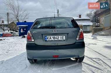 Хэтчбек Kia Rio 2008 в Киеве