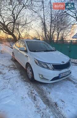 Седан Kia Rio 2013 в Києві