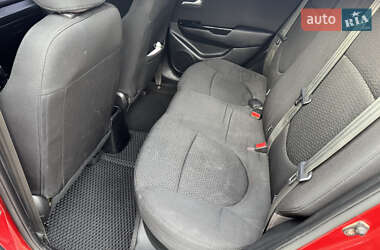 Седан Kia Rio 2012 в 