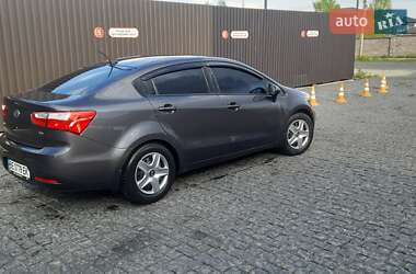 Седан Kia Rio 2012 в Киеве