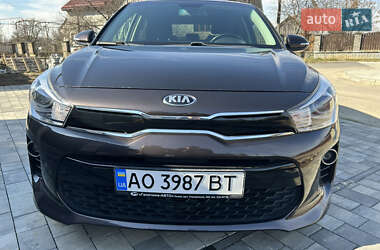 Хетчбек Kia Rio 2018 в Ужгороді