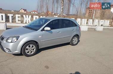 Хетчбек Kia Rio 2011 в Вишгороді