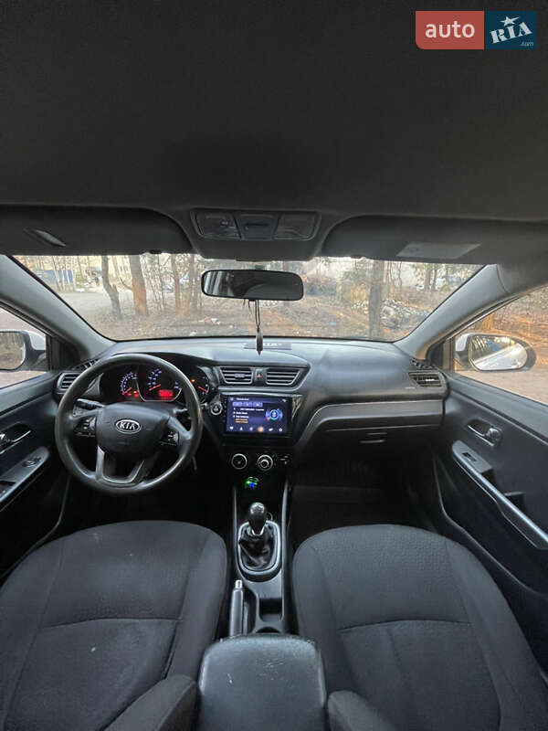 Седан Kia Rio 2011 в Киеве