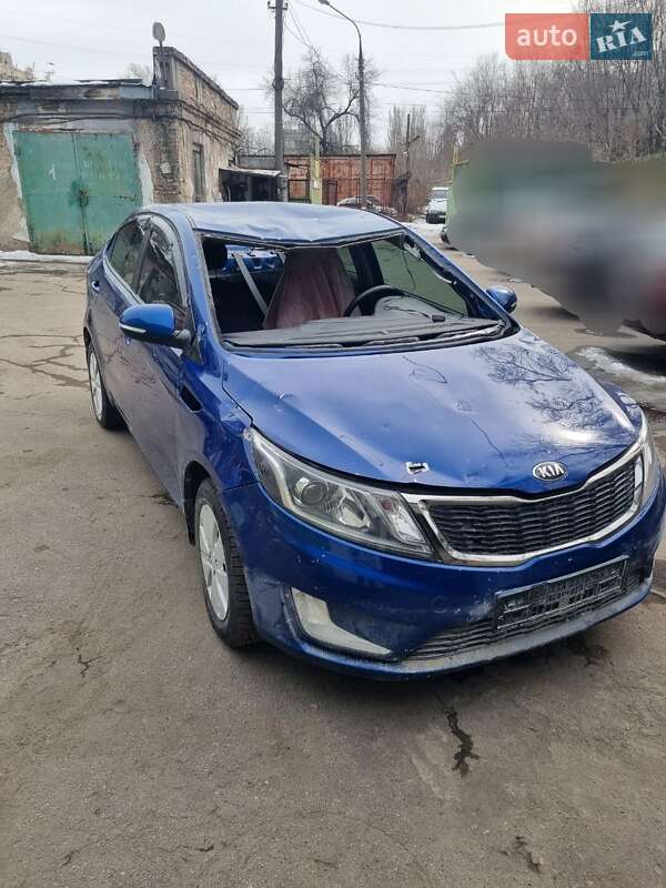 Седан Kia Rio 2013 в Запоріжжі