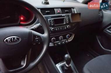 Хетчбек Kia Rio 2011 в Запоріжжі