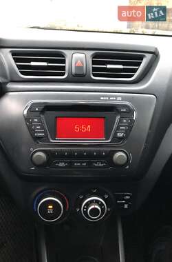 Седан Kia Rio 2011 в 