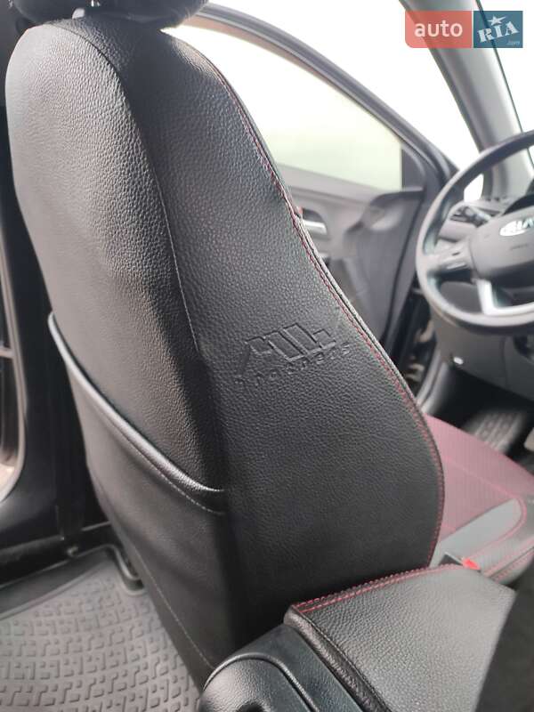 Седан Kia Rio 2013 в Киеве