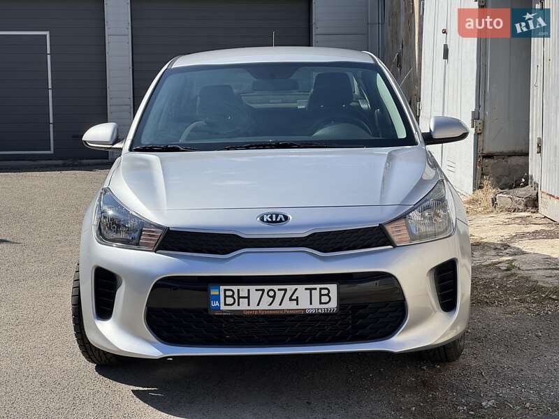 Седан Kia Rio 2019 в Киеве фото 2 Седан Kia Rio 2019 в Киеве