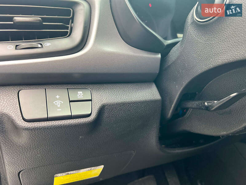 Седан Kia Rio 2018 в Одесі