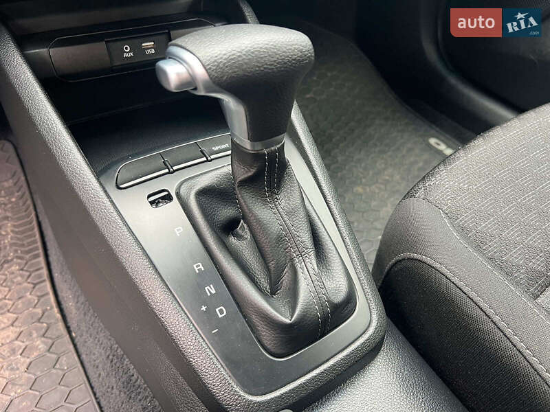 Седан Kia Rio 2018 в Одесі