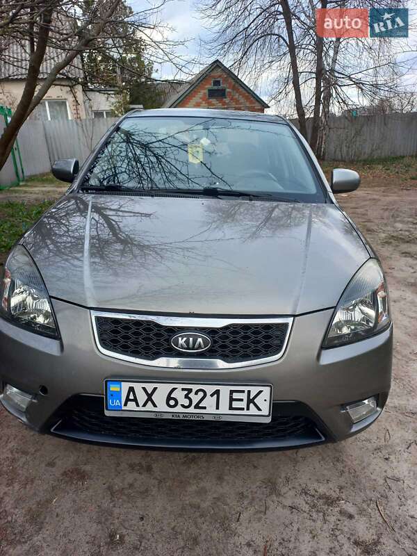 Седан Kia Rio 2011 в Харкові