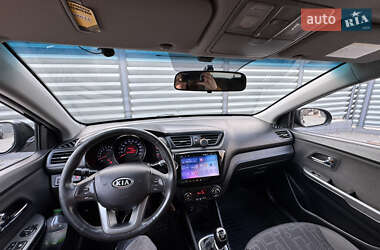 Седан Kia Rio 2012 в 