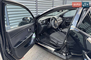 Седан Kia Rio 2012 в 