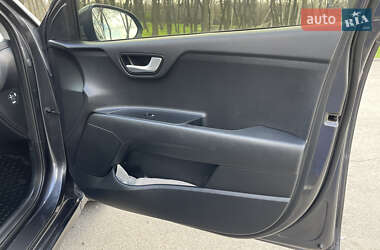 Хетчбек Kia Rio 2018 в 
