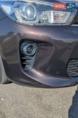 Хэтчбек Kia Rio 2017 в 