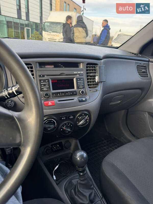 Седан Kia Rio 2011 в Хмельницькому