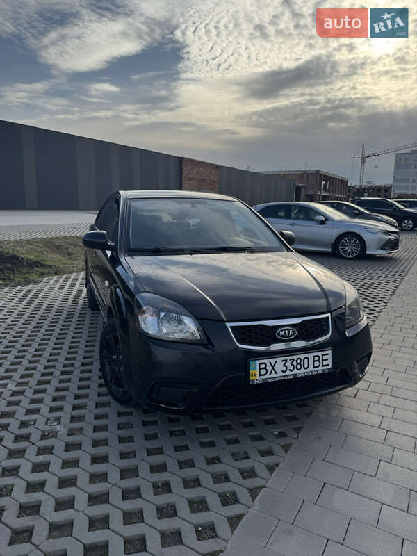 Седан Kia Rio 2011 в Хмельницькому