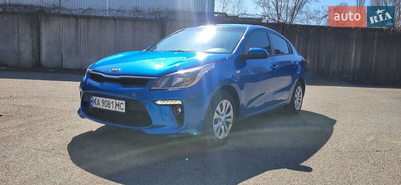 Седан Kia Rio 2019 в 