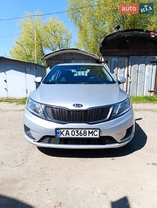 Седан Kia Rio 2012 в 