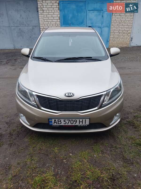 Седан Kia Rio 2014 в Жмеринке