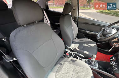 Седан Kia Rio 2013 в 