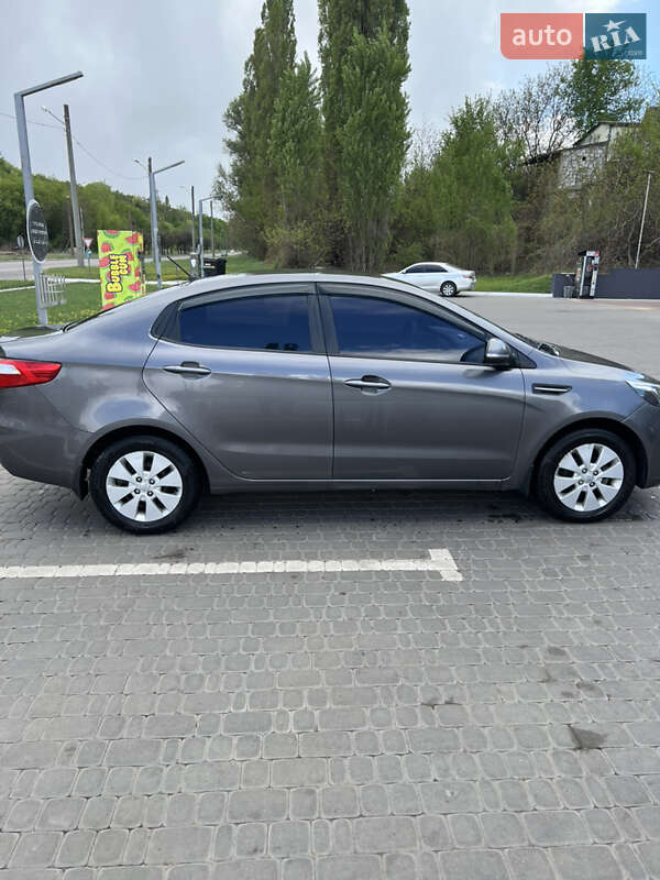 Седан Kia Rio 2014 в Харькове фото 4 Седан Kia Rio 2014 в Харькове