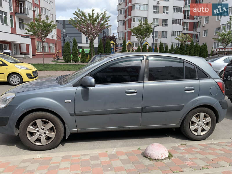 Хетчбек Kia Rio 2008 в Києві