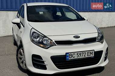Хэтчбек Kia Rio 2016 в 