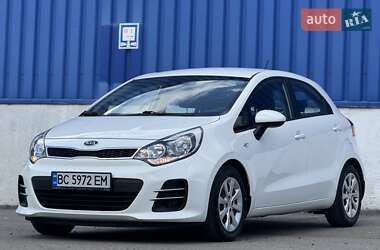 Хэтчбек Kia Rio 2016 в 