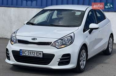 Хэтчбек Kia Rio 2016 в 