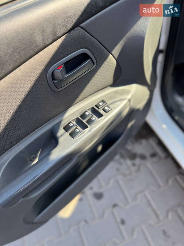 Седан Kia Rio 2009 в Кривом Роге фото 6 Седан Kia Rio 2009 в Кривом Роге