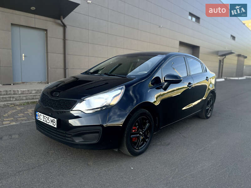Седан Kia Rio 2011 в Кривому Розі