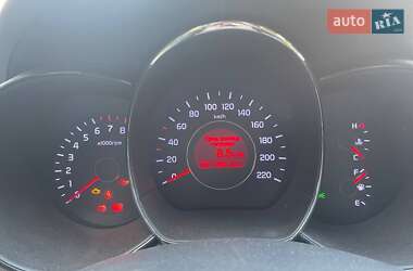 Седан Kia Rio 2013 в 