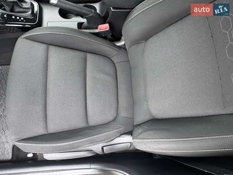 Хетчбек Kia Rio 2017 в Львові