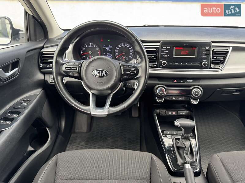 Хетчбек Kia Rio 2017 в Львові