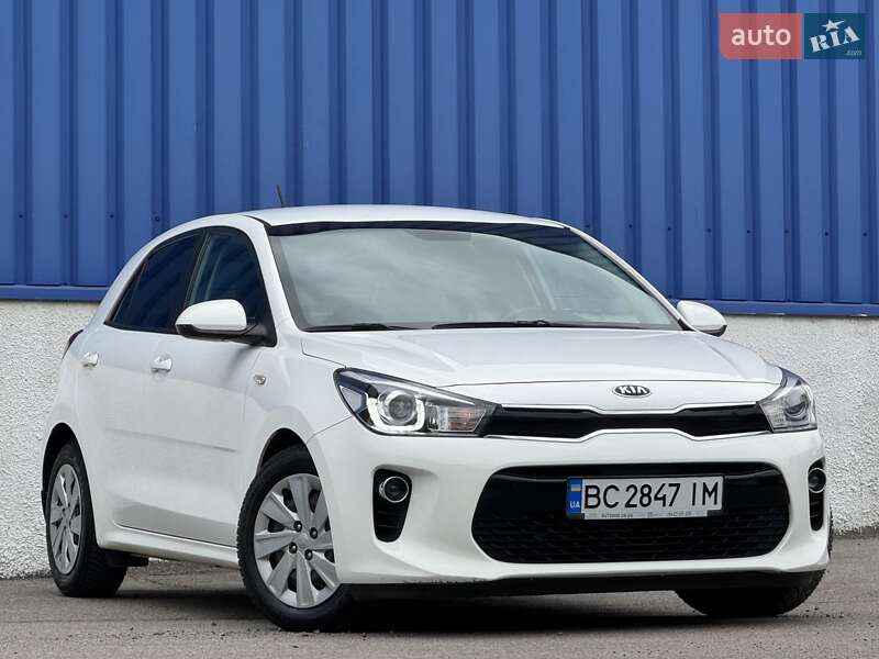 Хетчбек Kia Rio 2017 в Львові