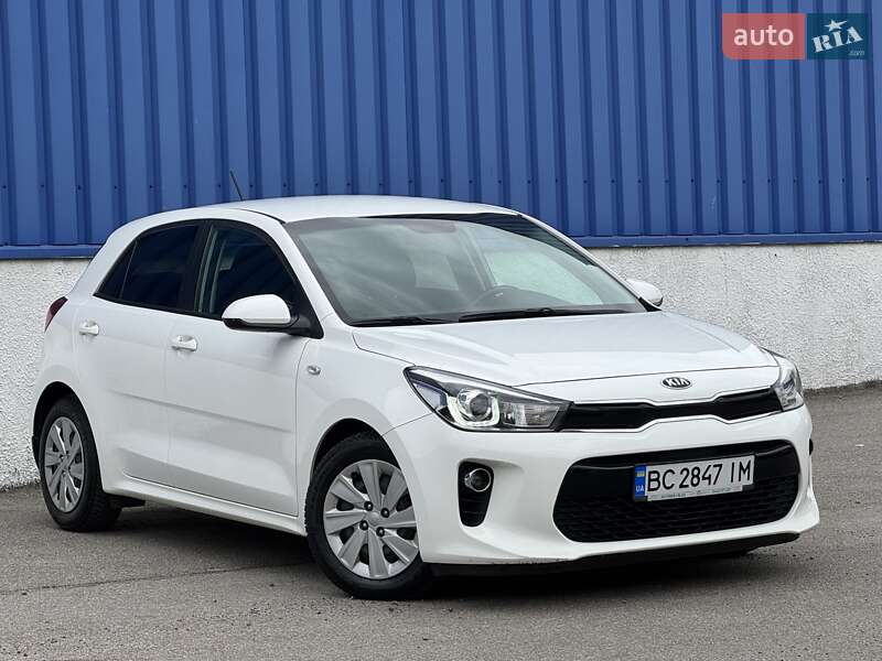 Хетчбек Kia Rio 2017 в Львові
