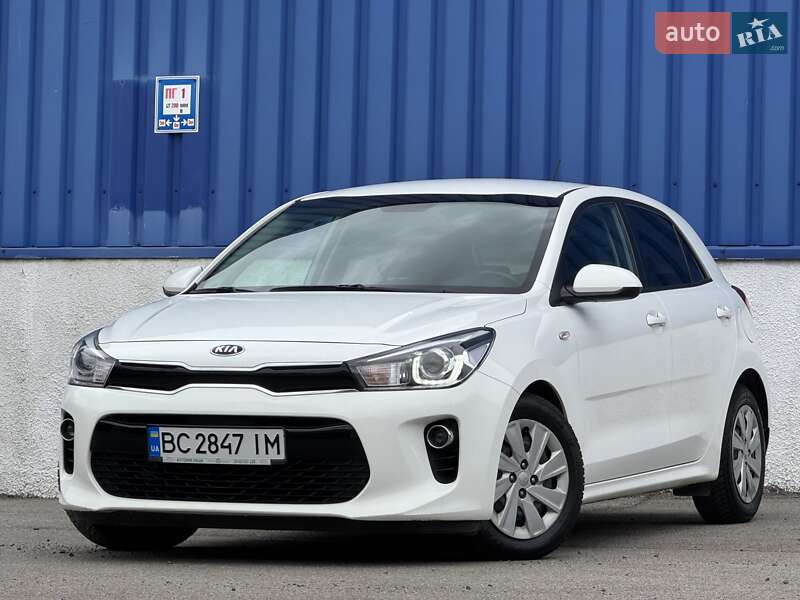 Хетчбек Kia Rio 2017 в Львові
